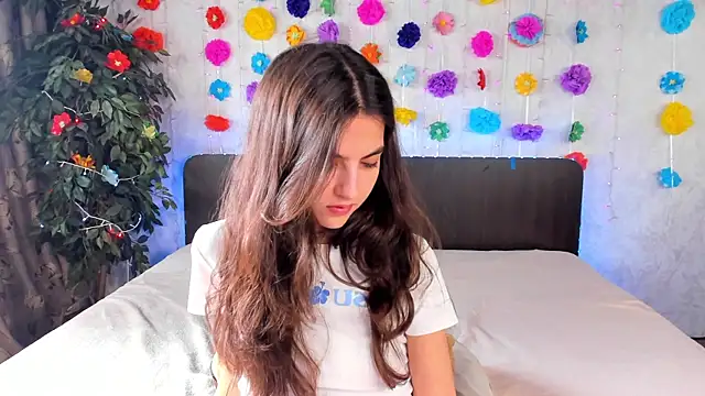 Milana Crystal  online show from 03.13.25