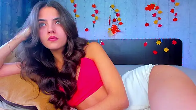 Milana Crystal  online show from 10.29.25