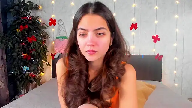 Milana Crystal  online show from 01.13.26