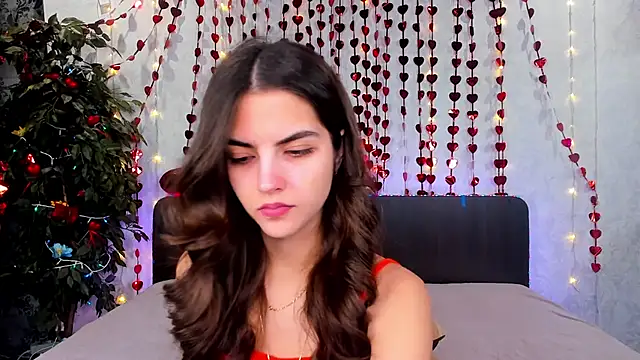 Milana Crystal  online show from 02.15.26