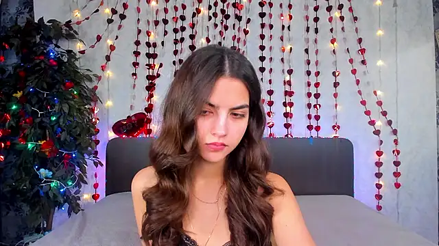 Milana Crystal  online show from 02.21.26