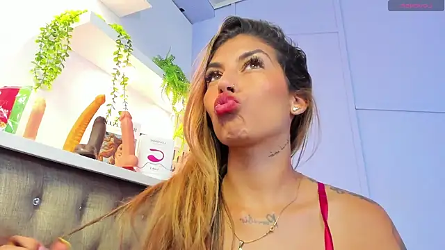 Georgina-coule online show from 03.03.25