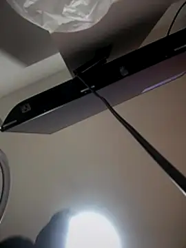 Kylie2211 online show from 12.23.25