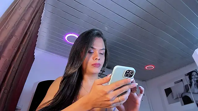 LatinVenuz online show from 02.19.25