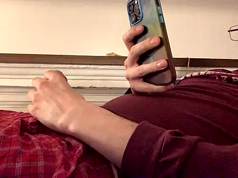 Snapshot of Hebrewhammers42 chatting on 12.03.24 Hebrewhammers42 online show from 12.03.24