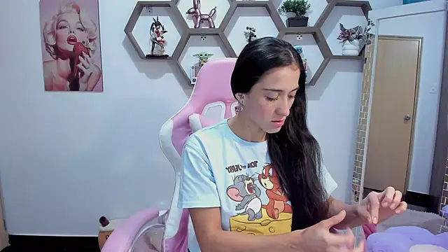 SharonSander online show from 03.15.25