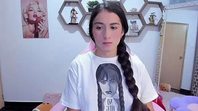 SharonSander online show from 04.19.26