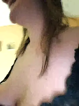 Snapshot of _angel_naturally_ chatting on 11.09.25 angel naturally online show from 11.09.25