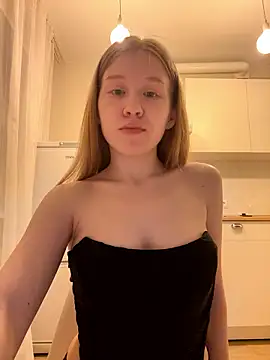 Eva Weyne online show from 01.08.26