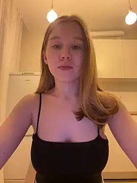 Eva Weyne online show from 02.04.26