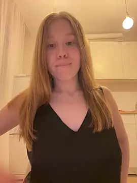 Eva Weyne online show from 02.20.26