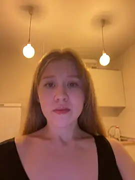 Eva Weyne online show from 06.24.26