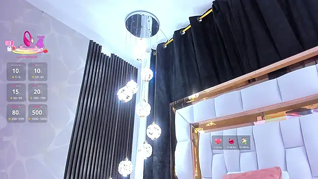 SarayRoyse online show from 02.28.26