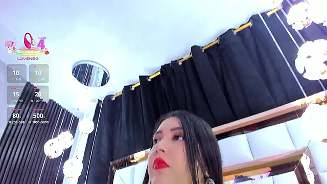 SarayRoyse online show from 03.04.26