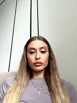 Snapshot of Sweet__Milly chatting on 09.14.25 Sweet Milly online show from 09.14.25