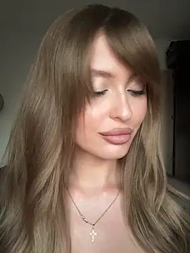 Snapshot of Sweet__Milly chatting on 07.31.26 Sweet Milly online show from 07.31.26
