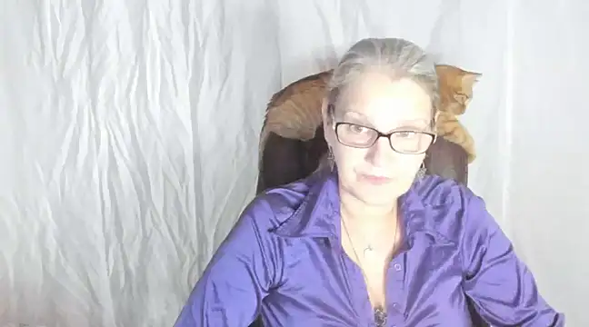 irinamaux online show from 02.27.25