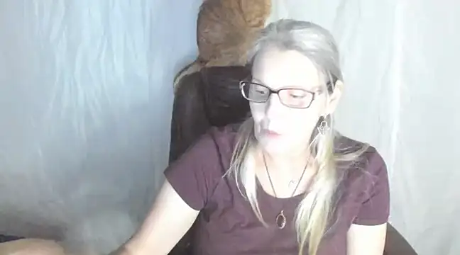 irinamaux online show from 02.27.25