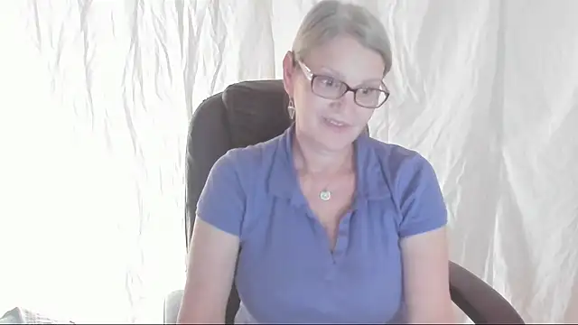 irinamaux online show from 03.08.25