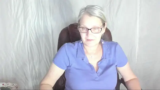 irinamaux online show from 03.21.25