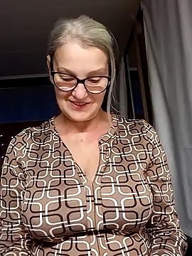 irinamaux online show from 09.11.25