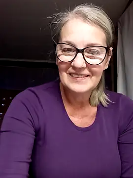 irinamaux online show from 09.30.25