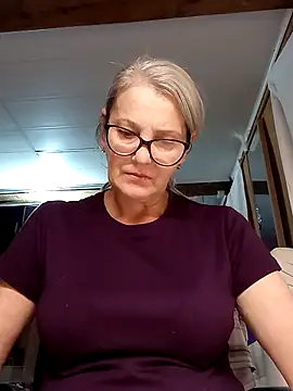 irinamaux online show from 10.26.25