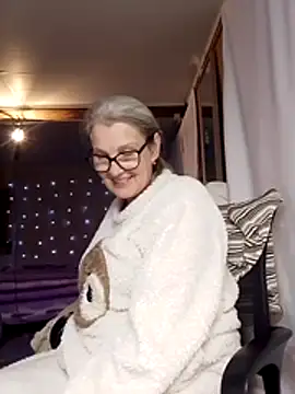 irinamaux online show from 11.02.25