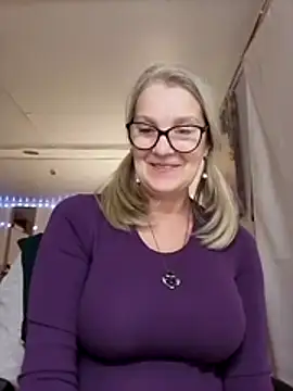 irinamaux online show from 12.05.25