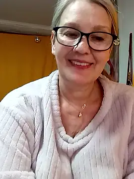 irinamaux online show from 03.15.26