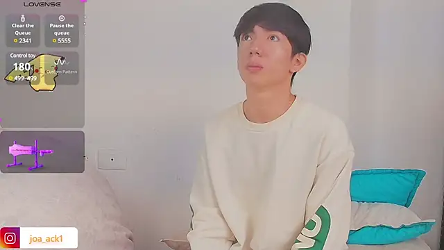 Levii Ackermann online show from 02.24.25