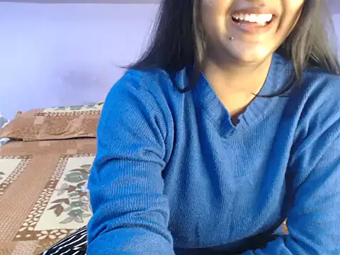 Freya nia online show from 12.24.24