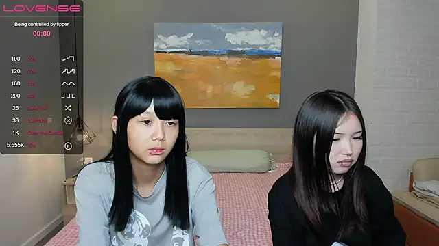 Snapshot of yena_gab chatting on 09.09.25 yena gab online show from 09.09.25