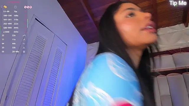 nicole cooper   online show from 10.30.25