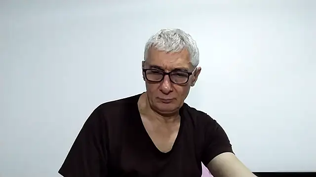 Snapshot of BIGUNCUTHARDCOCK chatting on 03.16.26 BIGUNCUTHARDCOCK online show from 03.16.26