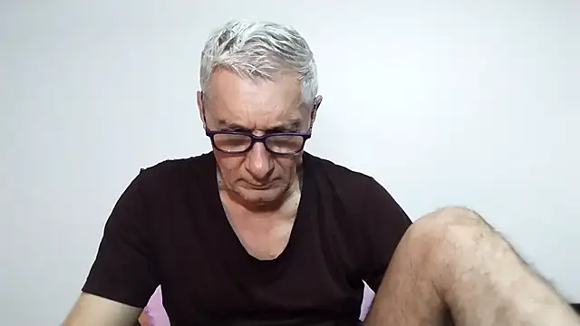 Snapshot of BIGUNCUTHARDCOCK chatting on 03.20.26 BIGUNCUTHARDCOCK online show from 03.20.26