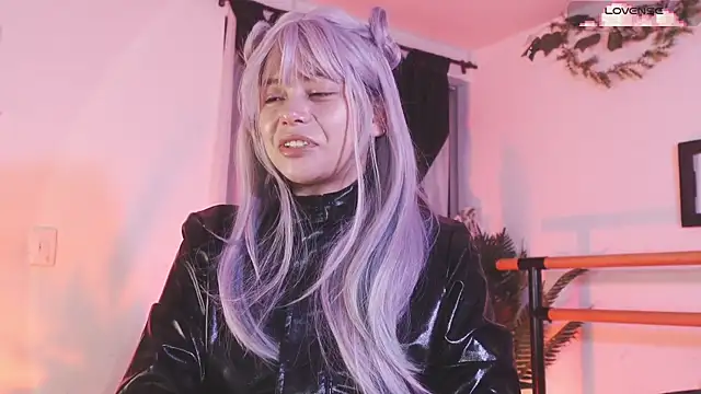 loIijanne online show from 12.13.24