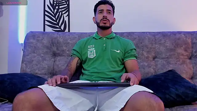 Snapshot of Bruno_Mattos chatting on 01.29.25 Bruno Mattos online show from 01.29.25