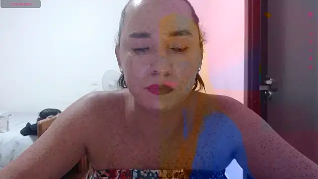 SofiaMadisson online show from 09.10.25