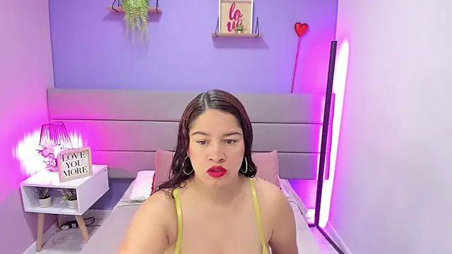 Alicebrooks  online show from 02.05.26