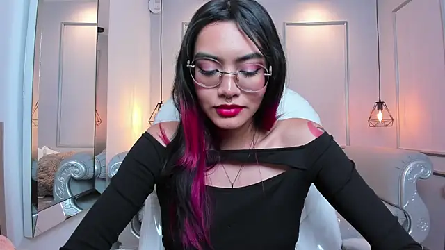 AzuraKindong online show from 03.08.25