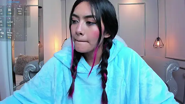 AzuraKindong online show from 03.10.25