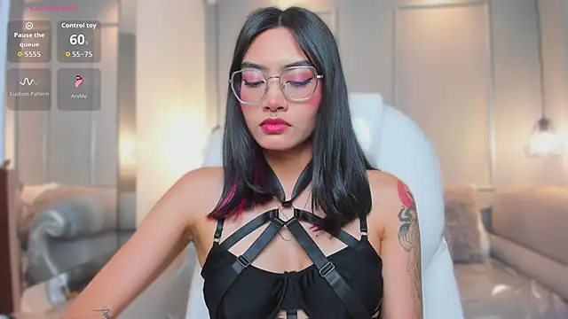 AzuraKindong online show from 02.25.26