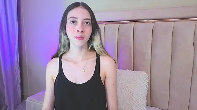 sophiia grey 1 online show from 05.18.26