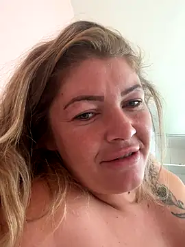 GabyHofstede online show from 10.06.25