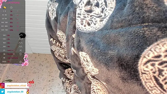 Snapshot of Angel_esteban_fx chatting on 02.26.25 Angel esteban fx online show from 02.26.25