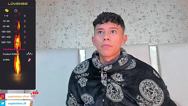 Snapshot of Angel_esteban_fx chatting on 03.06.25 Angel esteban fx online show from 03.06.25