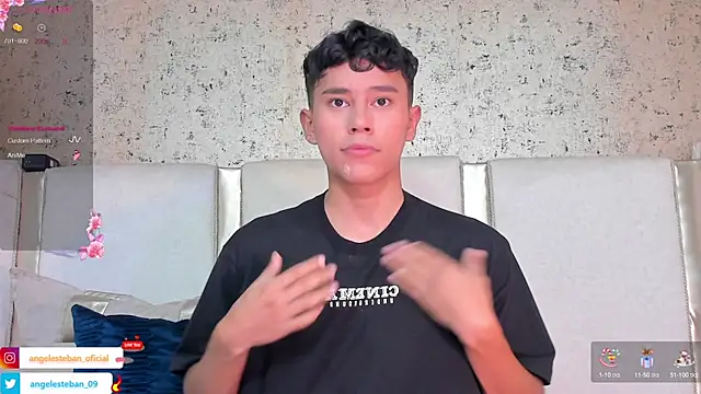 Snapshot of Angel_esteban_fx chatting on 03.15.25 Angel esteban fx online show from 03.15.25