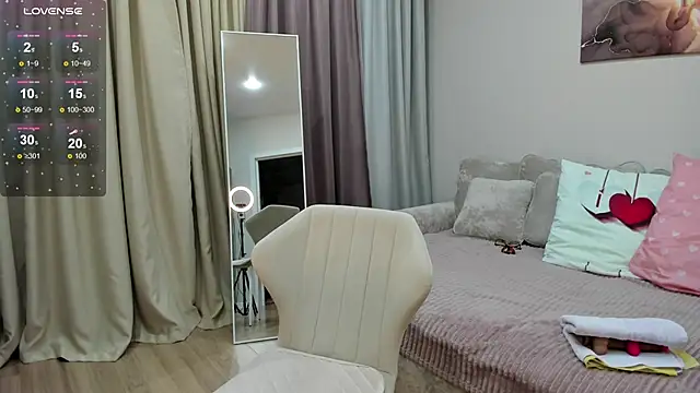 Snapshot of Adele_Rimm chatting on 04.20.26 Adele Rimm online show from 04.20.26
