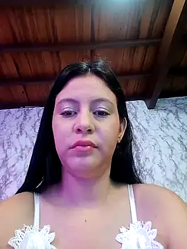 Snapshot of Arii_Vga chatting on 02.04.25 Arii Vga online show from 02.04.25